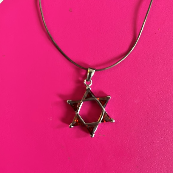Red Jewish star necklace - Picture 5 of 5